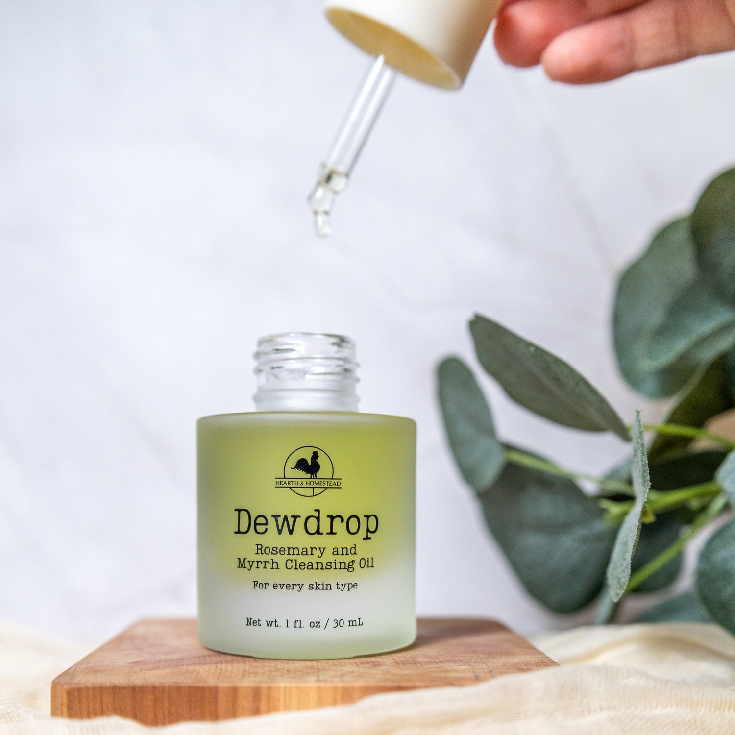 Dewdrop Cleansing Oil image 1